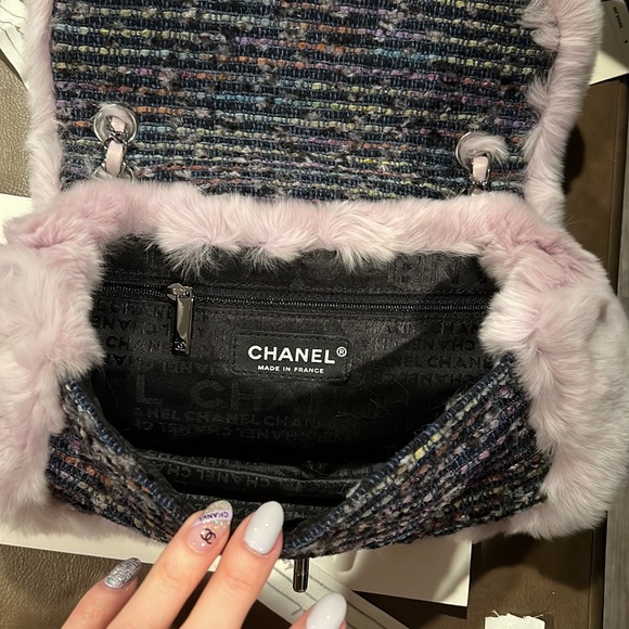 Limited Edition Chanel classic flap bag Fall/Winter Collection. - Picture 8 of 17